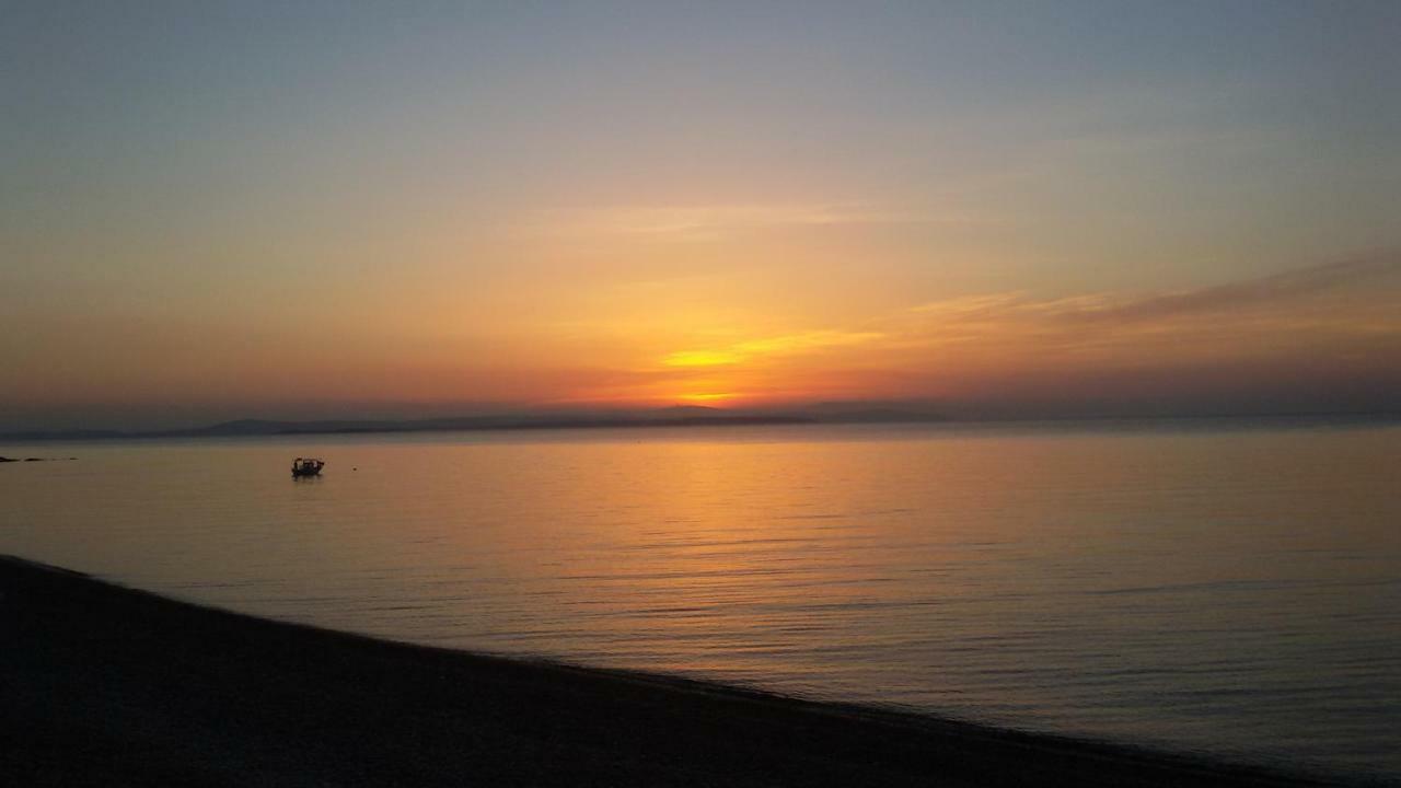 Theoxenia Chios Apartments Paralia Agias Foteinis Buitenkant foto